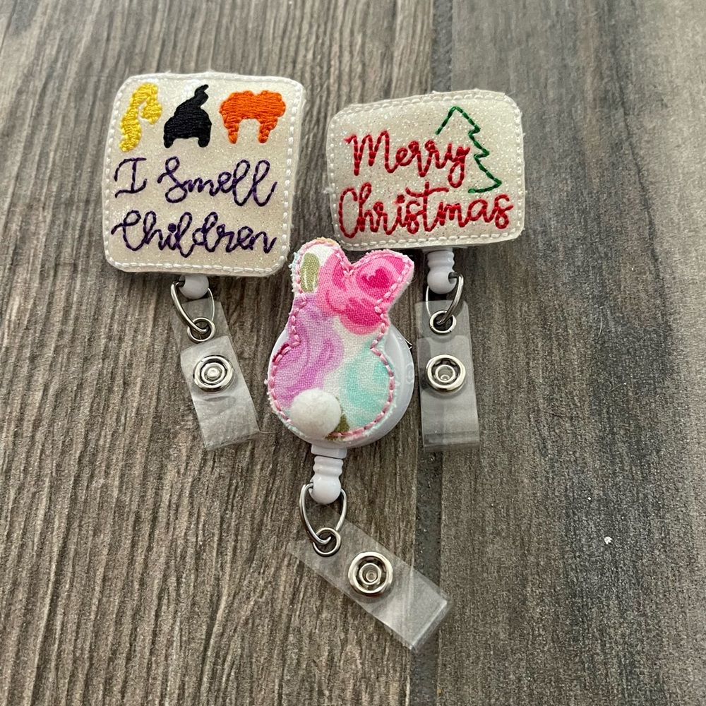 Holiday badge reel bundle
